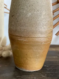 Vase en grès vintage
