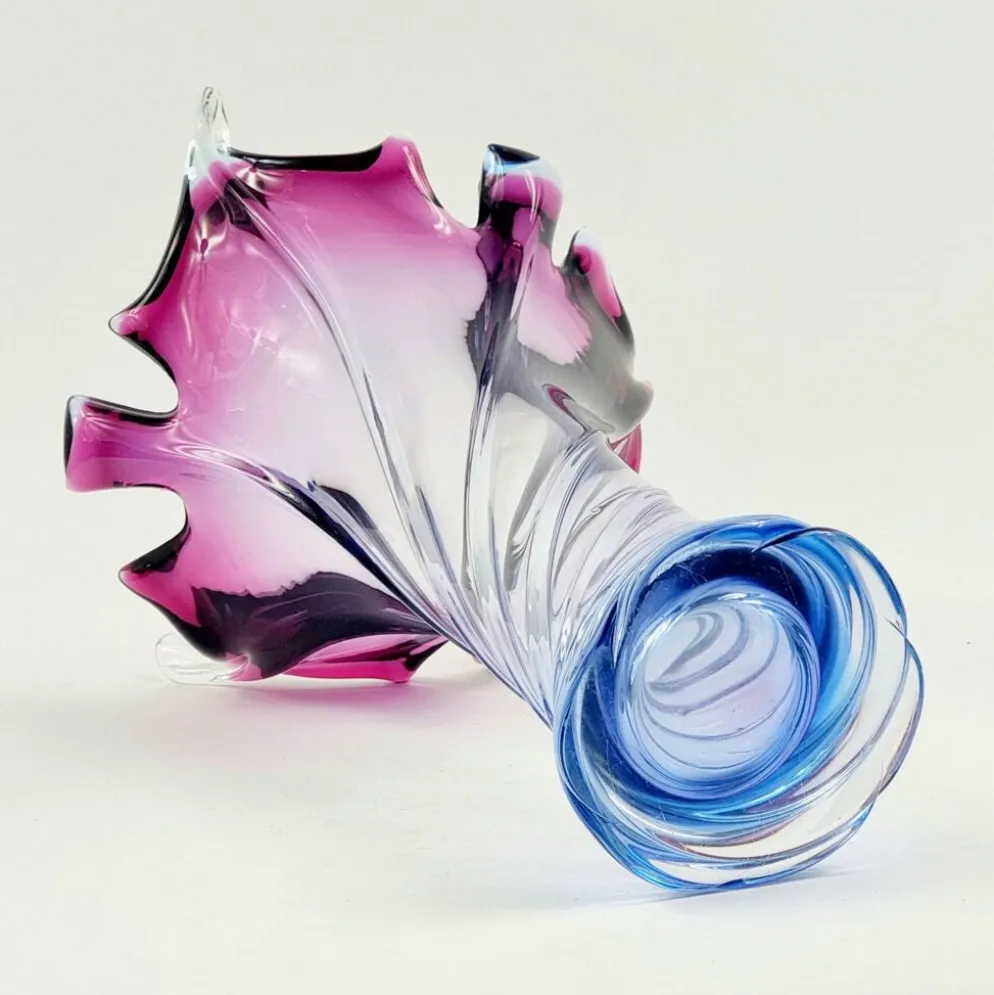 Vase en verre de Murano tordu XL de style mid-century de Fratelli Toso, Italie, années 1960.
