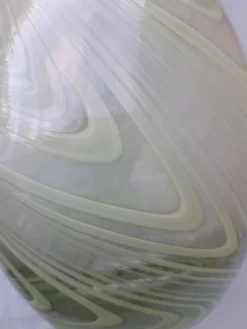 Vase en verre à liseré vert