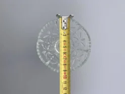 Vase en verre moulé vintage années 60-70, décor géométrique
