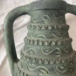 Vase espagnol années 60-70 , céramique vert-de-gris olive , 31 cm