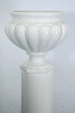 Vase et colonne surdimensionnés en céramique blanche de Tommaso Barbi, Italie 1970