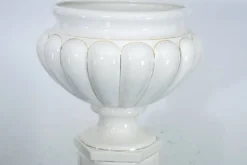 Vase et colonne surdimensionnés en céramique blanche de Tommaso Barbi, Italie 1970