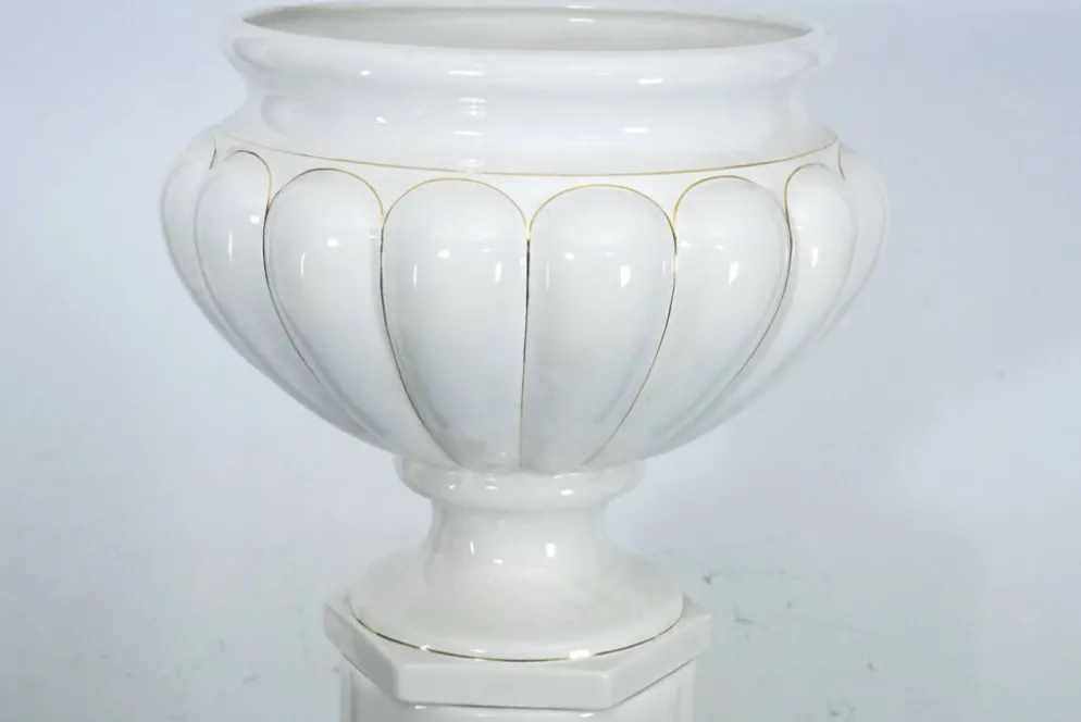 Vase et colonne surdimensionnés en céramique blanche de Tommaso Barbi, Italie 1970