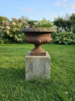 Vase médicis en fonte du XIXème