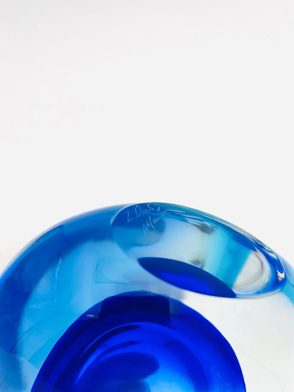 Vase Murano Luigi Onesto Oball Sommerso Bleu 26.5cm 2.13kg Signé