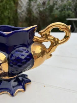 Vase urne jardinière bleu cobalt plaqué or vintage Italie