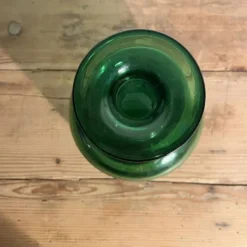 Vase vintage en verre vert bouteille