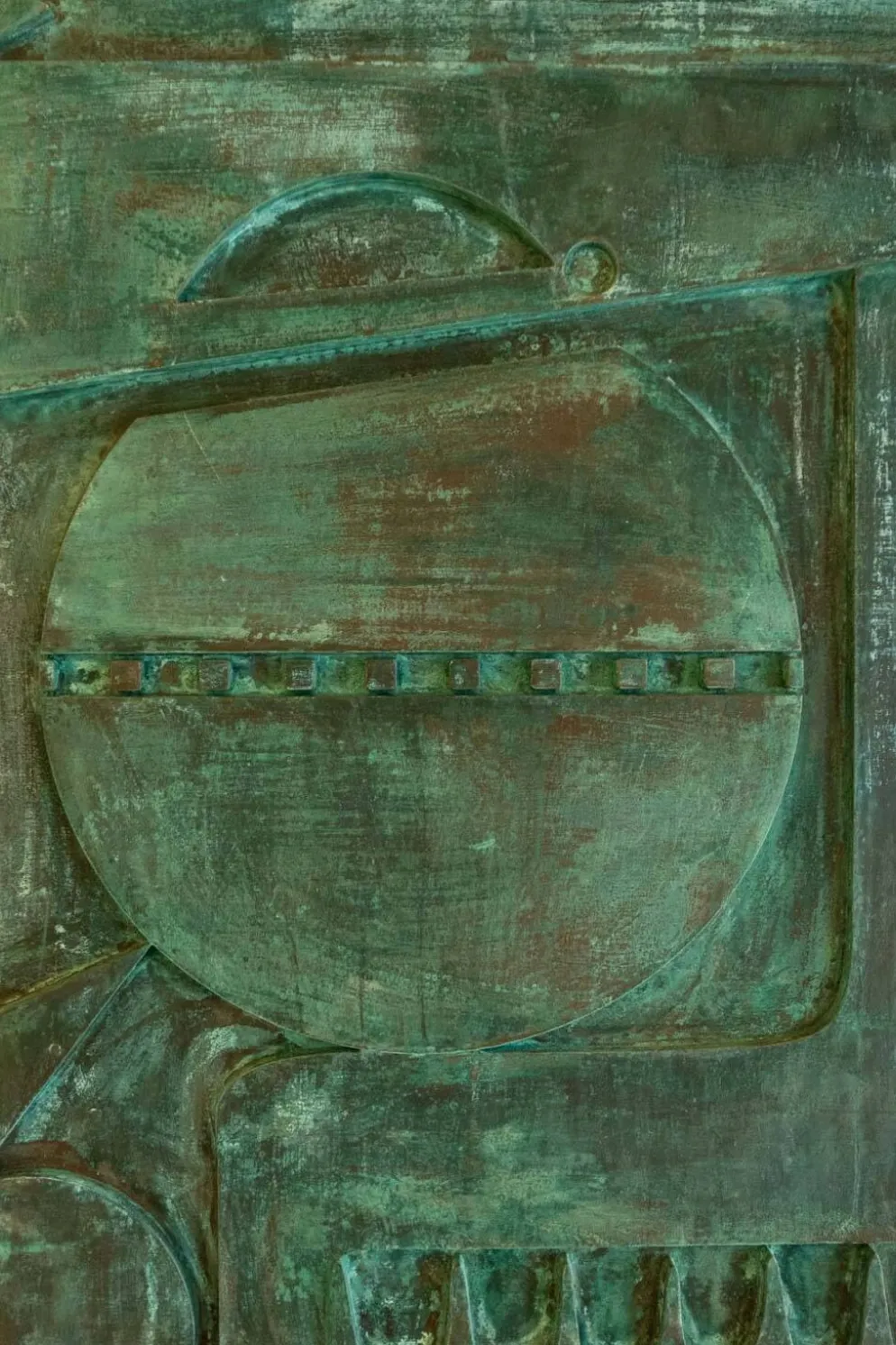 Victoire de Segonzac. Panneau triptyque sculpté et cuivré. Contemporain