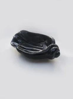 Vide-poche coquillage en céramique noire