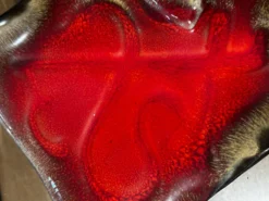 vide-poche en céramique émaillée rouge flambée signée- années 60