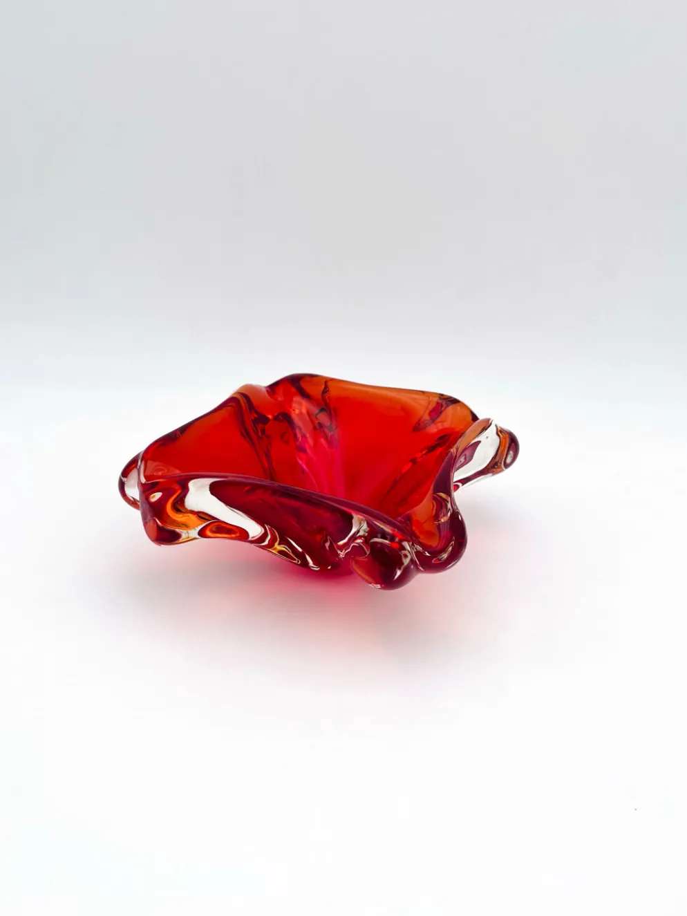Vide-poche Flavio Poli Seguso Sommerso rouge, années 60