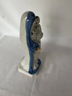 Vierge à l’enfant