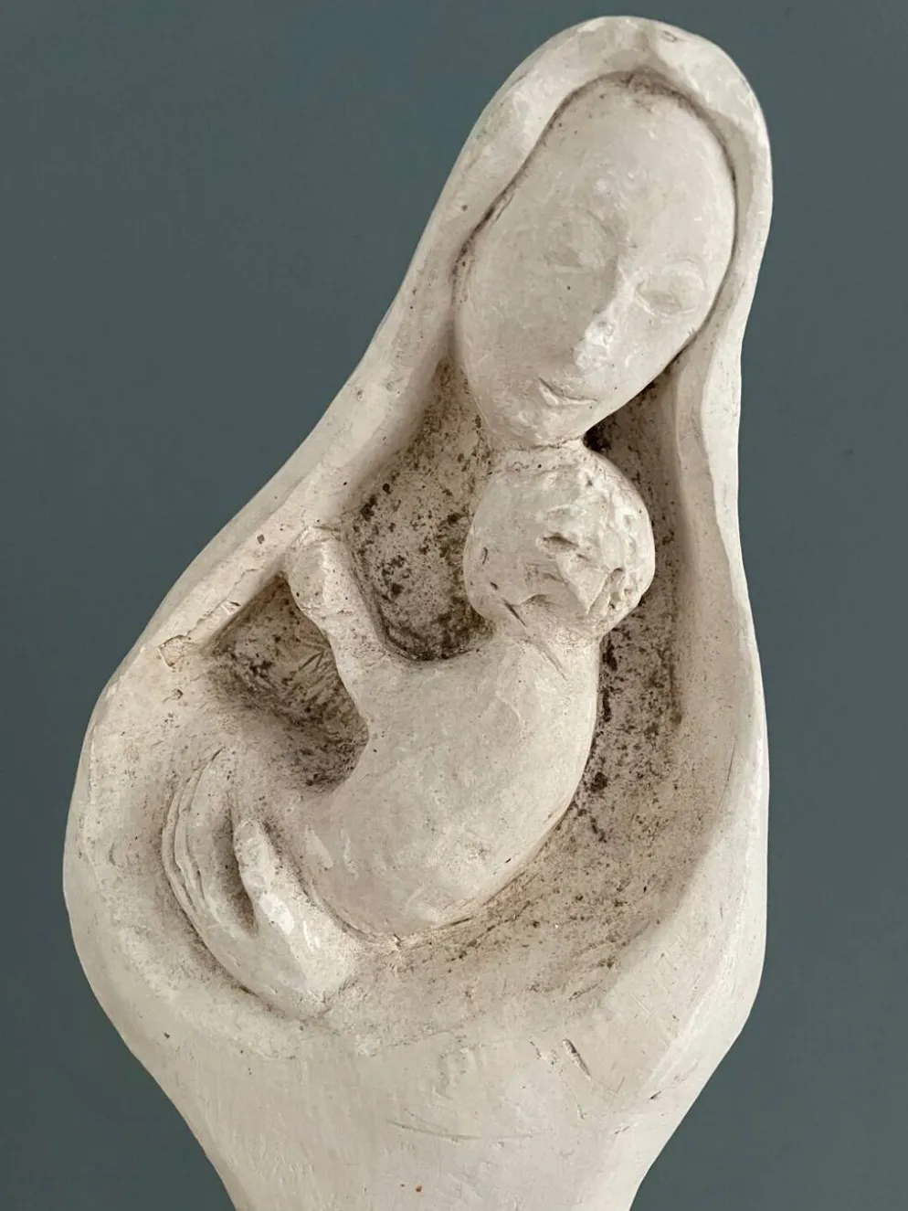 Vierge à l’enfant sculpture en plâtre