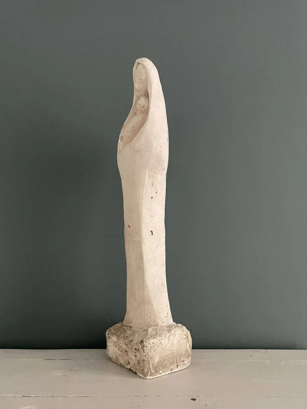 Vierge à l’enfant sculpture en plâtre
