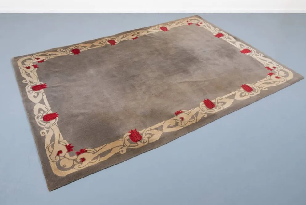 Vintage Limited Edition Italian rug ‘Tulipano’ from Voghi for Villa d’Este