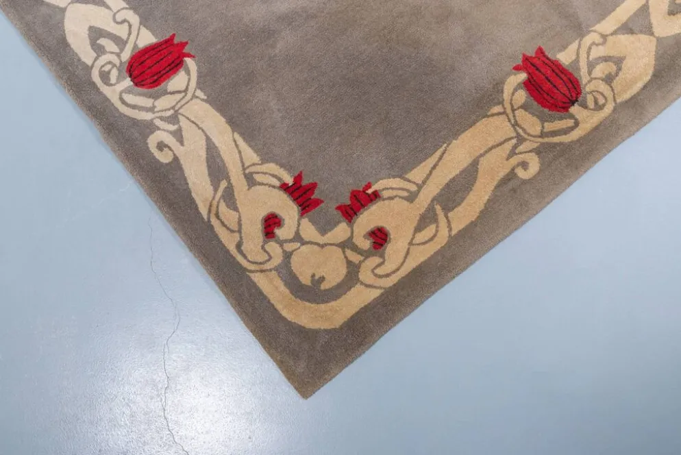 Vintage Limited Edition Italian rug ‘Tulipano’ from Voghi for Villa d’Este