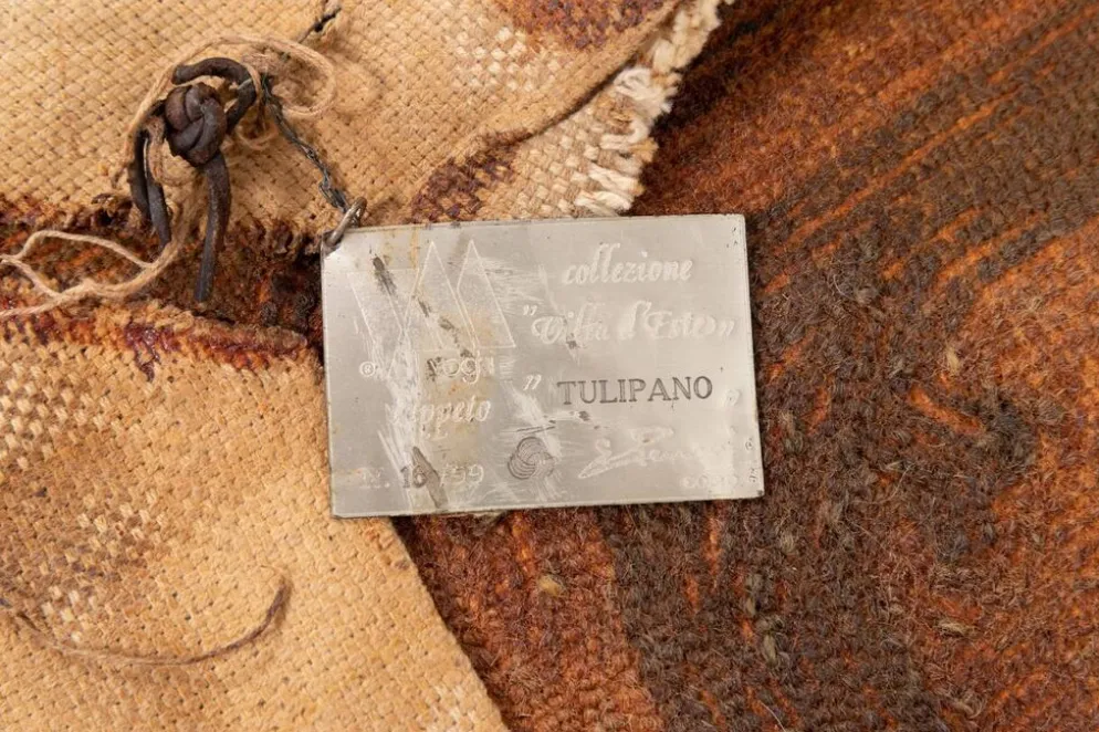 Vintage Limited Edition Italian rug ‘Tulipano’ from Voghi for Villa d’Este