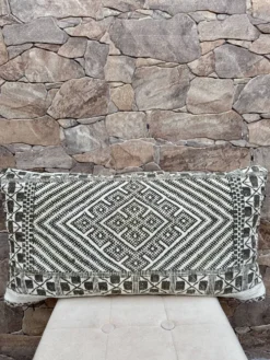 Vintage Moroccan berber boujaad pillow