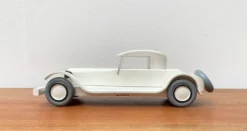 Voiture jouet vintage française décoration de Vilac