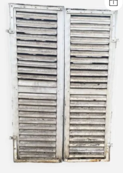 Volets anciens persiennes bois